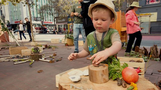 Create-With-Nature-Cart at the 2016 Market Street Prototyping Festival. Photo by Tommy Lau.